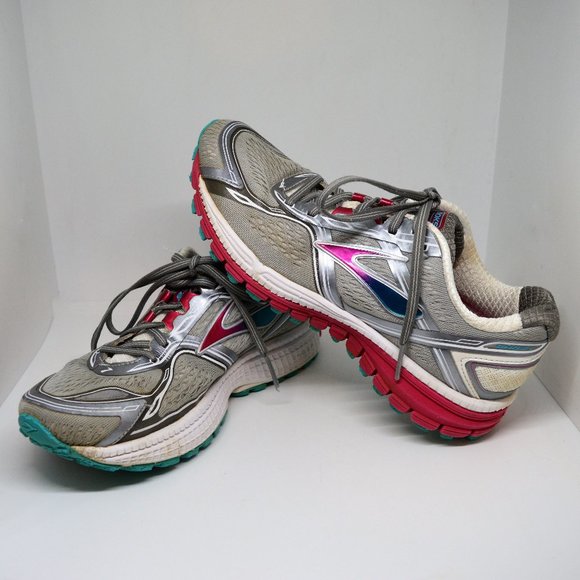Brooks ghost deals 8